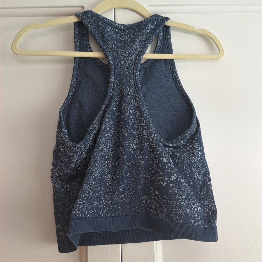 Lululemon Tank Sz 8 - Picture 2 of 4
